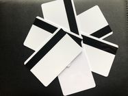 Puste białe błyszczące plastikowe wizytówki z PVC z Hico Magnetic 85,5 x 54 x 0,76 mm