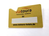 Karta VIP o standardowym rozmiarze PCV VIP z metalicznym złotym wykończeniem w kolorze jedwabiu