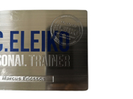 Metalowa karta członkowska ODM Srebrne szczotkowane metalowe karty stalowe Unikalne cięcie laserowe