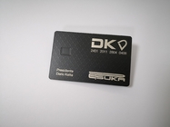 Grawerowana laserowo metalowa karta RFID Matowa czarna karta debetowa 4442 Chip Magnetic Stripe