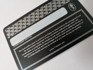 Trwałe matowe czarne wizytówki metalowe ze srebrnym nadrukiem i panelem podpisu